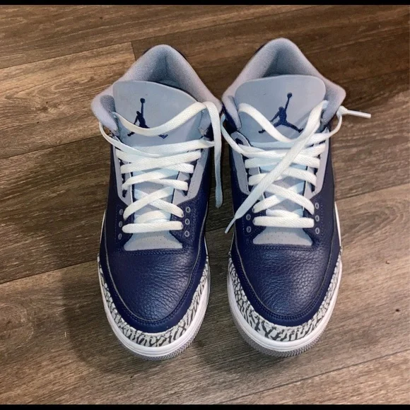 Jordan | Shoes | Jordan Georgetown 3s Size 5 | Poshmark display picture 1